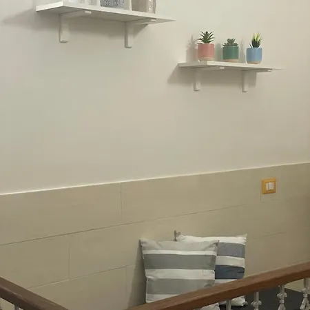 Napoli Home בית נופש